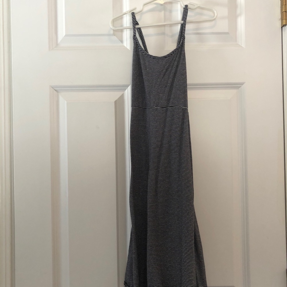 Girls Old Navy stripped dress